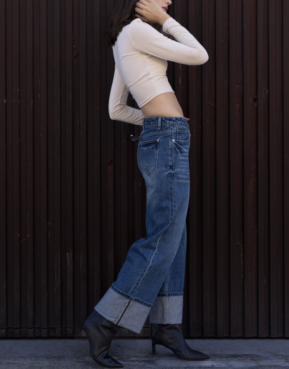 Long sleeve t-shirt with knot