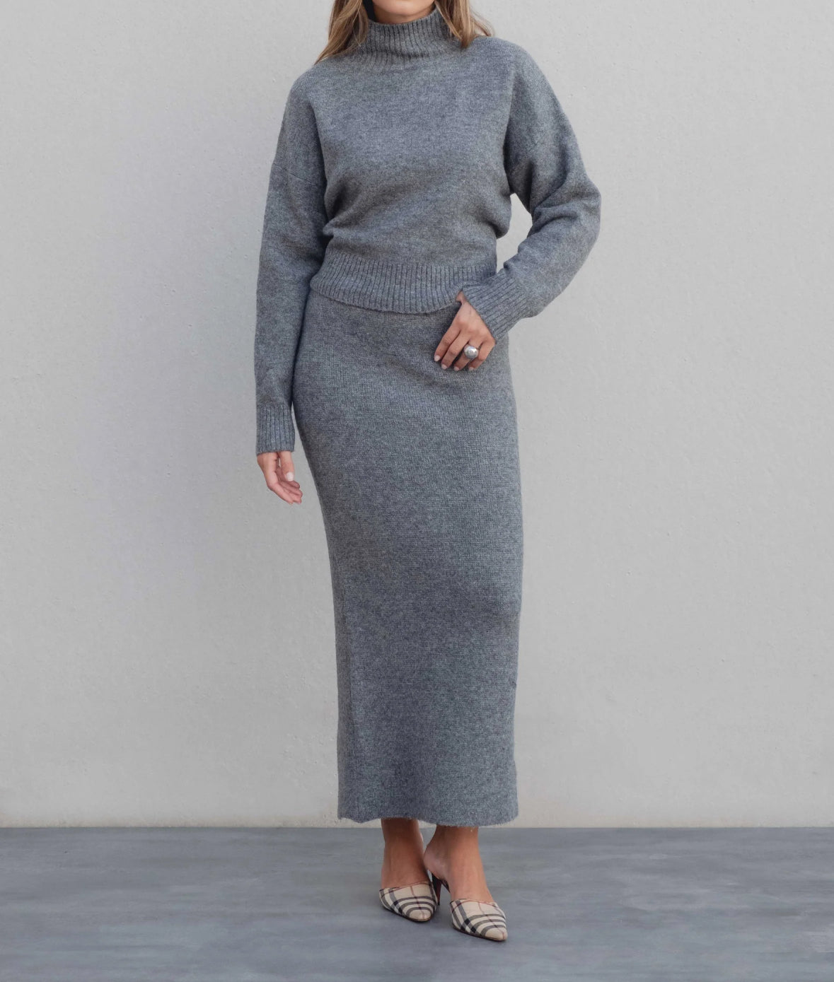 Knit midi skirt