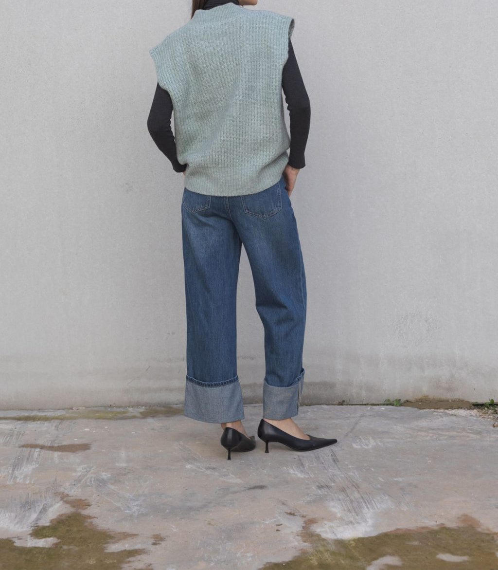 Oversized knit waistcoat