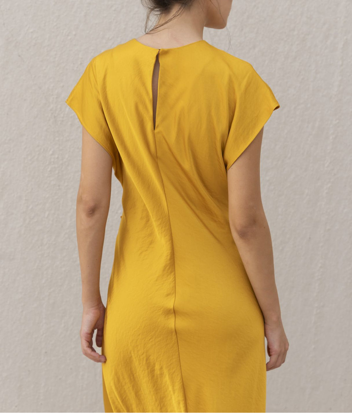 Front knot dress