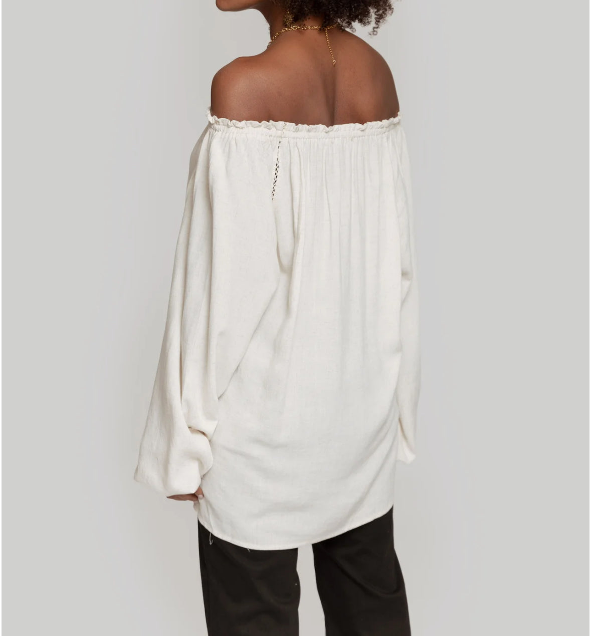 Blouse with linen