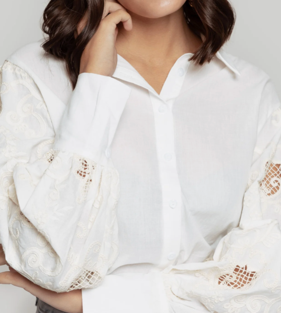 Armorias crochet blouse